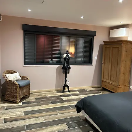Holiday home Le Domaine Du Prieure De Groupe 16 Personnes
