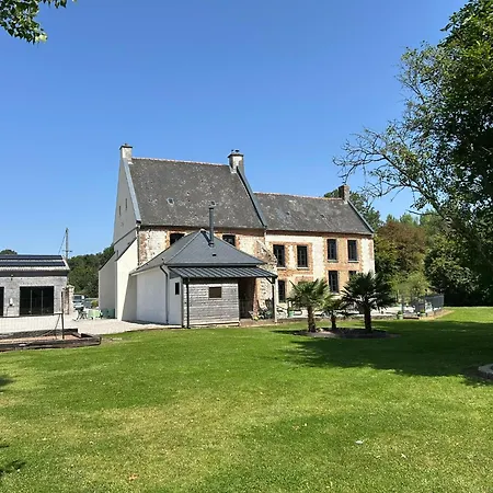 Le Domaine Du Prieure De Groupe 16 Personnes Holiday home Rumilly (Pas-de-Calais)